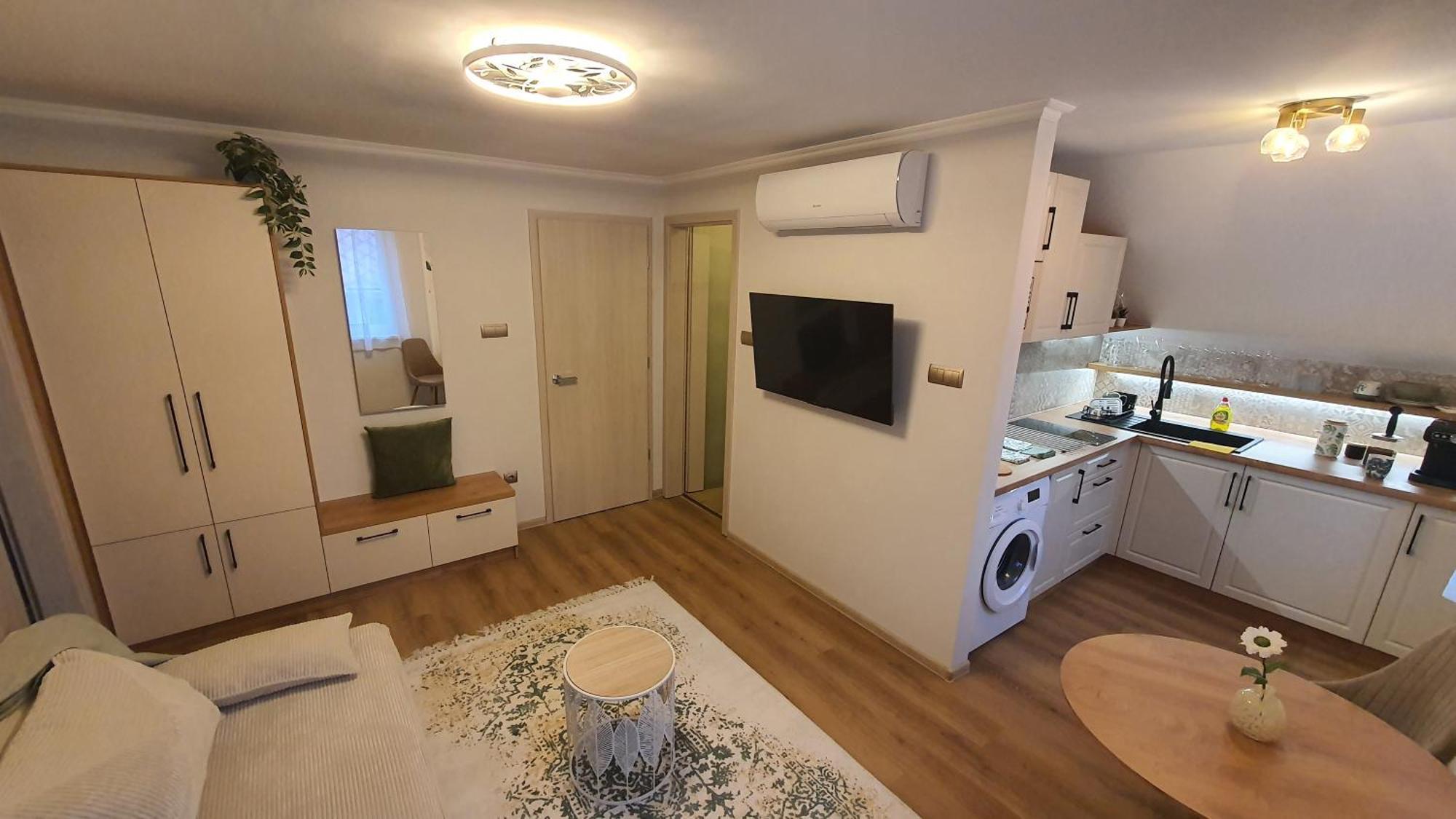 Apartamento Mi Casa Plantas Mosonmagyaróvár Exterior foto